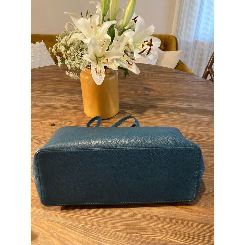 Tory Burch perry tote in green - Picture 2 of 6